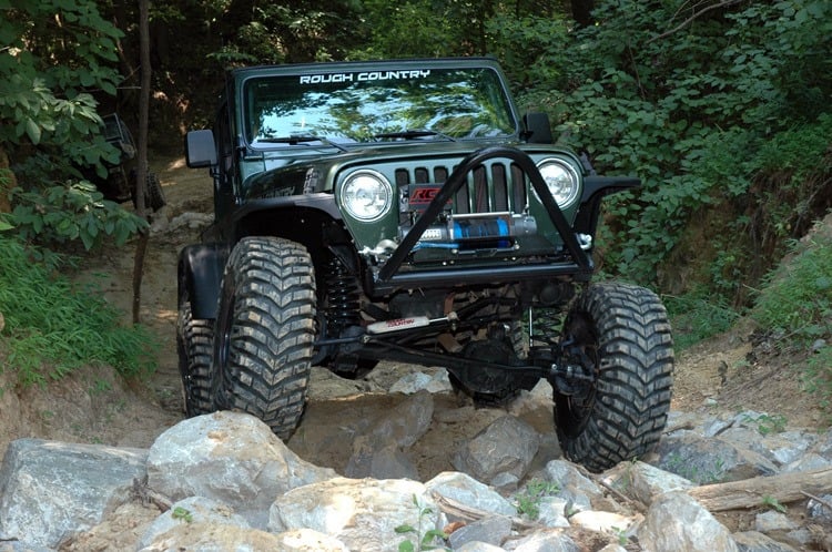 Jeep Wrangler Unlimited Suspension Lift Kit - Rough Country - 6 Inch Lift Kit | X-Series | V2 - '04-'06